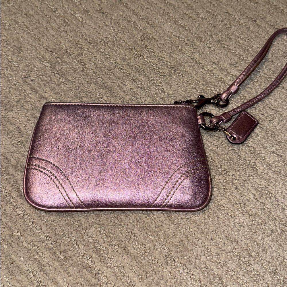 Coach Metallic Pink Wristlet Y2K - Picture 4 of 4